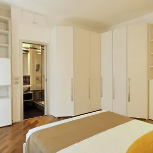 https://heart-milan-apartments-san-sepolcro-duomo.it-lombardy.com